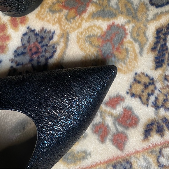 Pointed toe heels - Picture 5 of 6